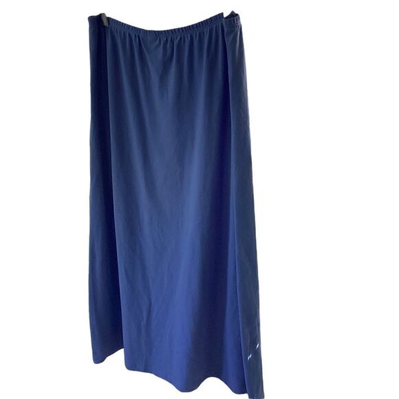 Lands End large blue mid calf skirt. 0521 - Picture 2 of 6